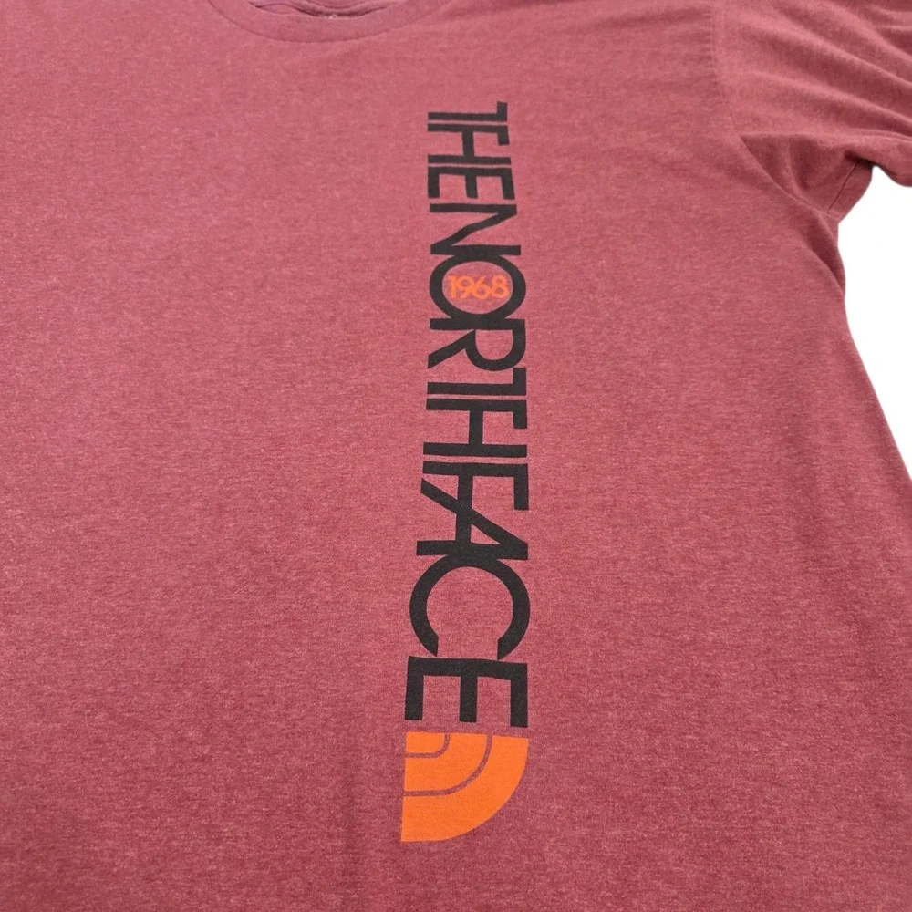 The North Face Pullover Shirt Mens Maroon XL Short Sleeve Knit Graphic Print Tee